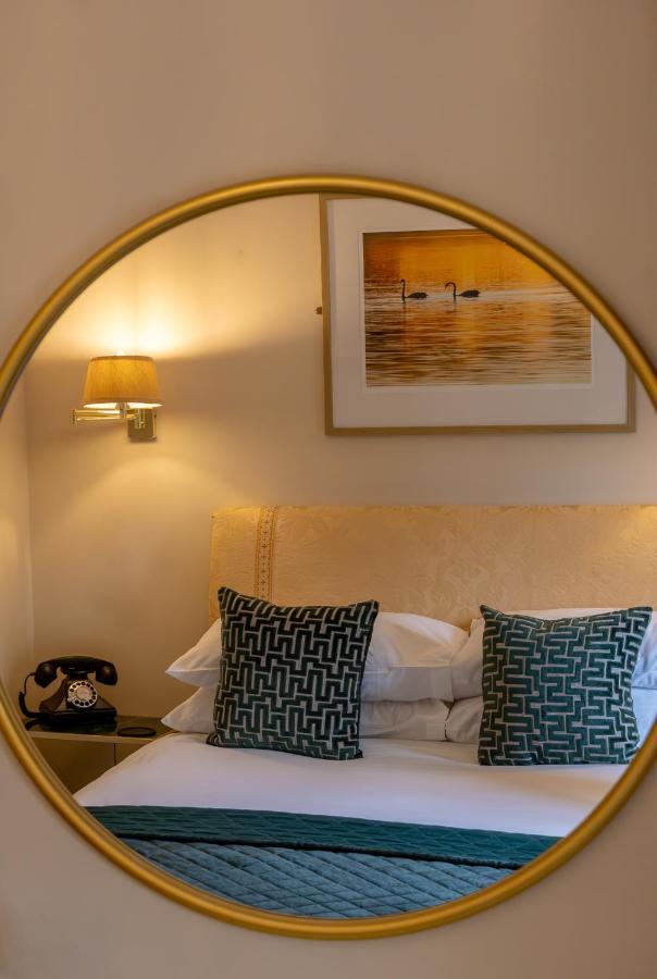 Leeds Castle Stable Courtyard Bed And Breakfast Maidstone Buitenkant foto