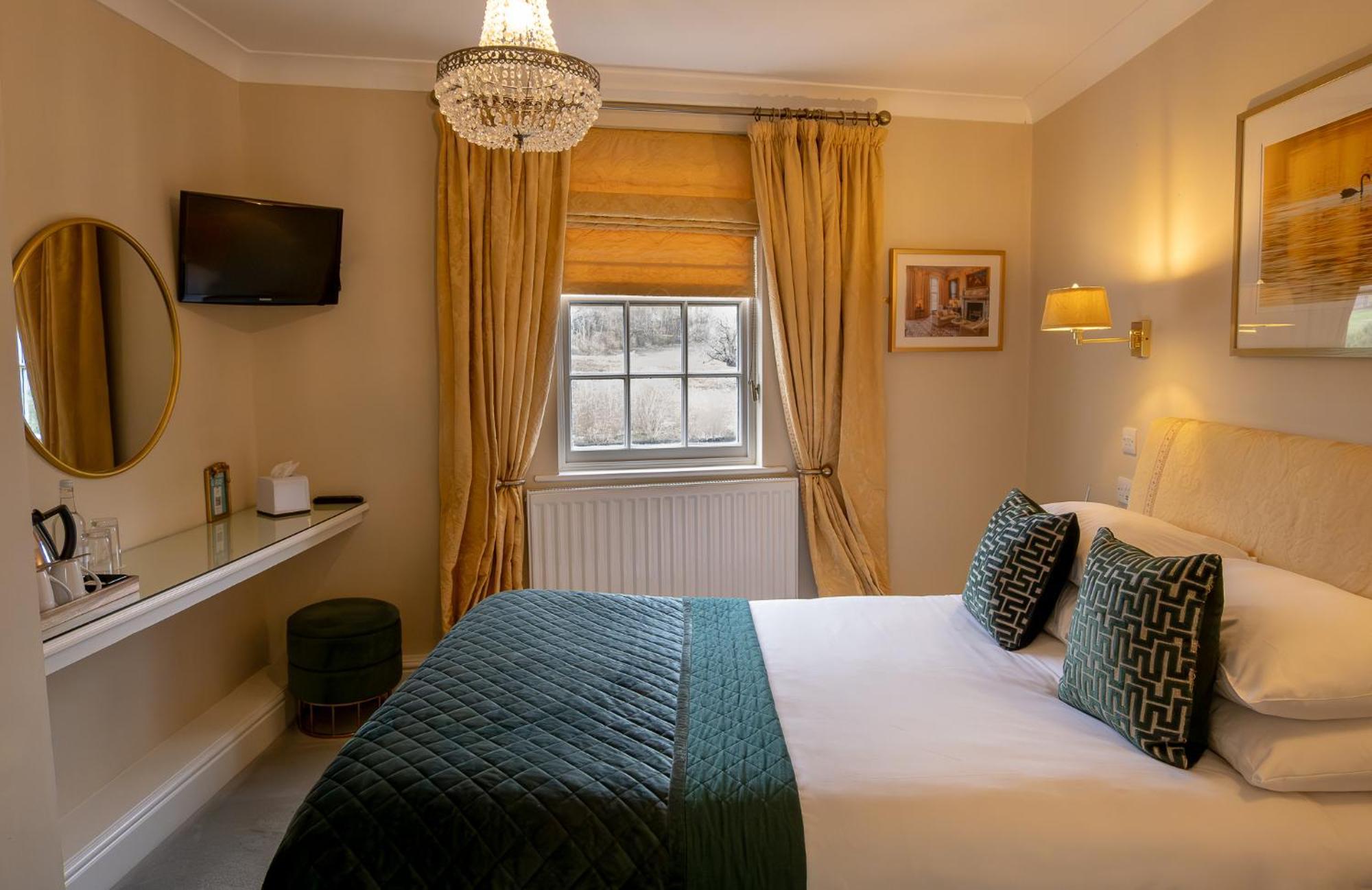 Leeds Castle Stable Courtyard Bed And Breakfast Maidstone Buitenkant foto