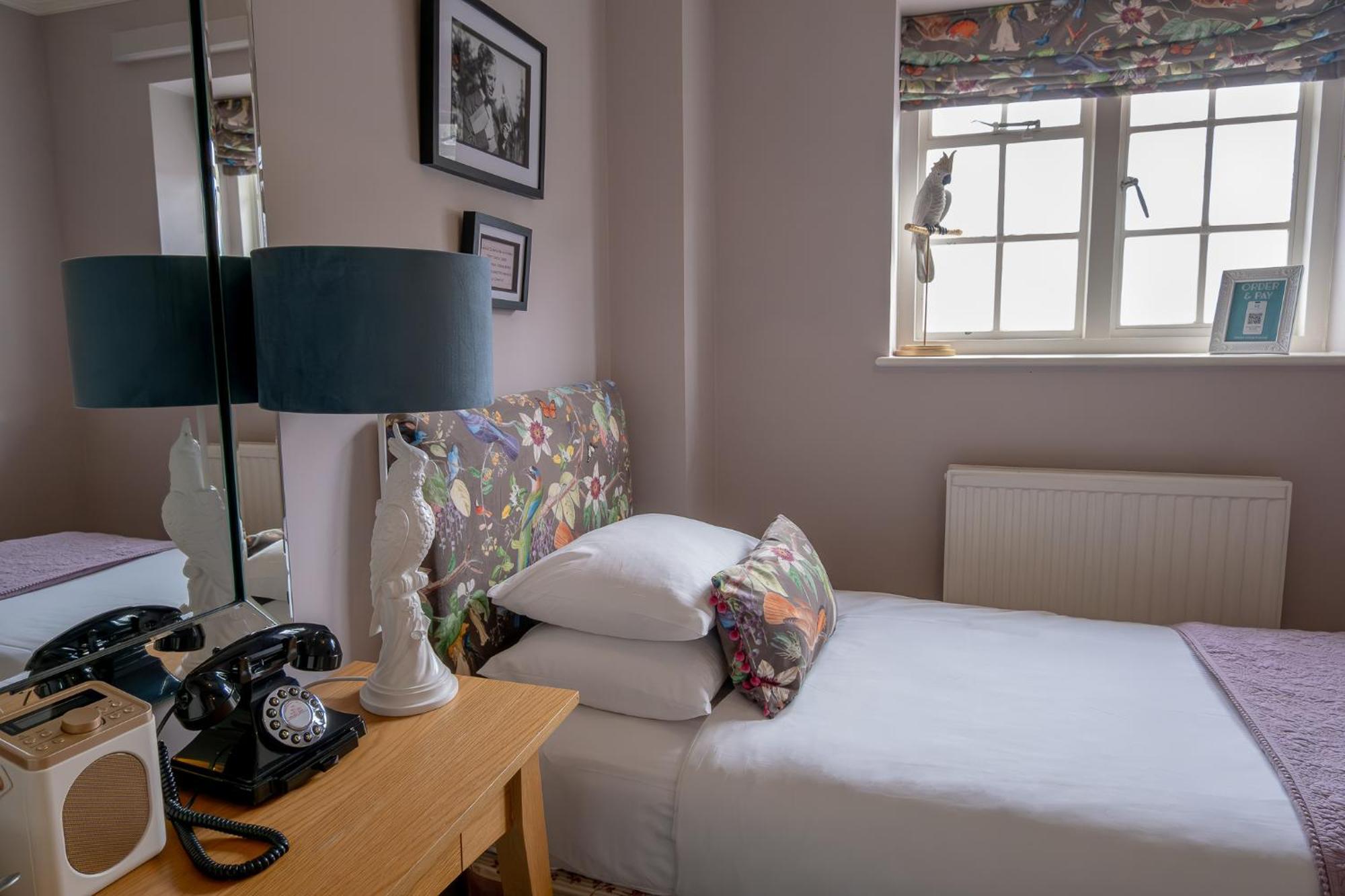 Leeds Castle Stable Courtyard Bed And Breakfast Maidstone Buitenkant foto