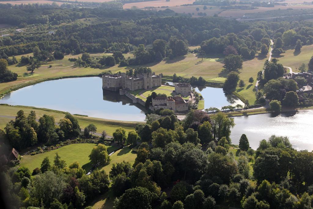Leeds Castle Stable Courtyard Bed And Breakfast Maidstone Buitenkant foto