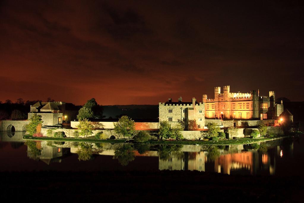 Leeds Castle Stable Courtyard Bed And Breakfast Maidstone Buitenkant foto